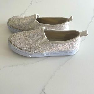 Girl Slip On Shoe Cat and Jack size 12